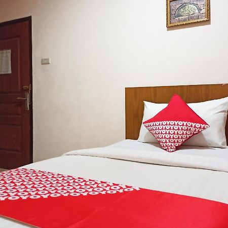 Capital O 142 Hotel Al Furqon Syariah Palembang Exterior photo